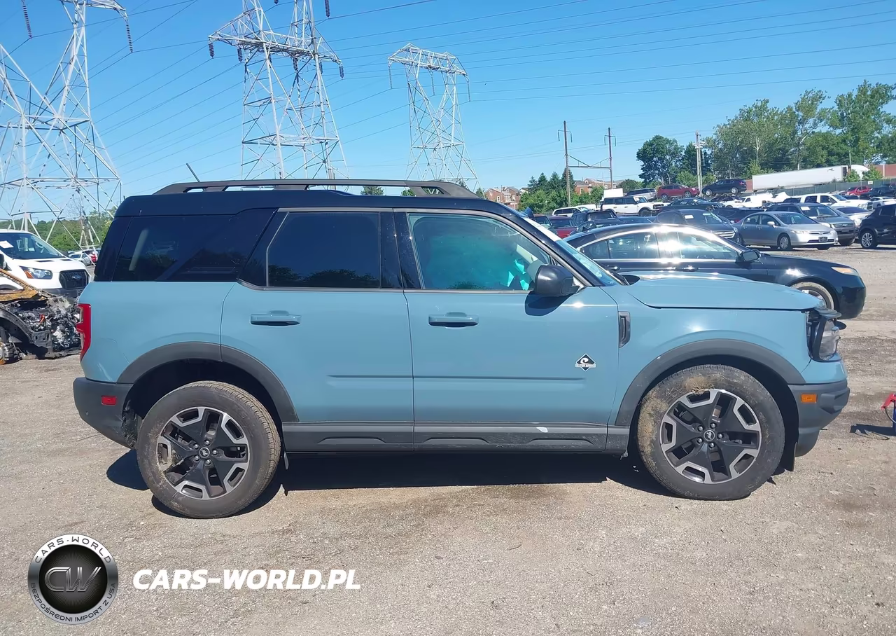 2022 Ford Bronco Sport Outer Banks VIN:3FMCR9C65NRD83301 - 13