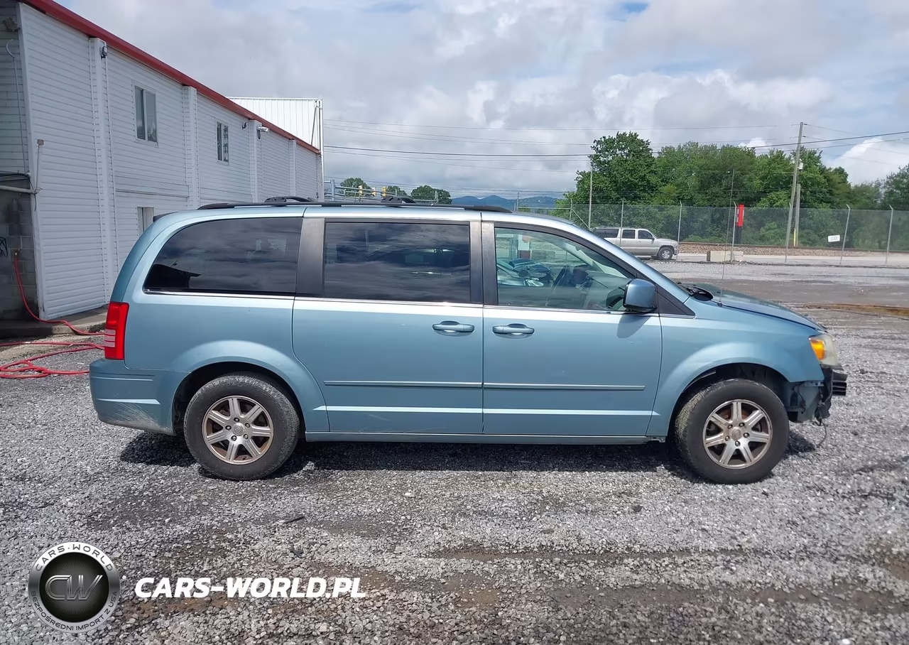 2008 Chrysler Town & Country Touring VIN:2A8HR54P78R682074 - 13