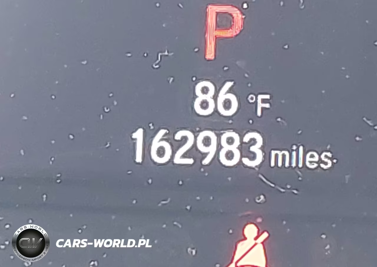 2018 Honda Accord Sport VIN:1HGCV1F3XJA245164 - 15
