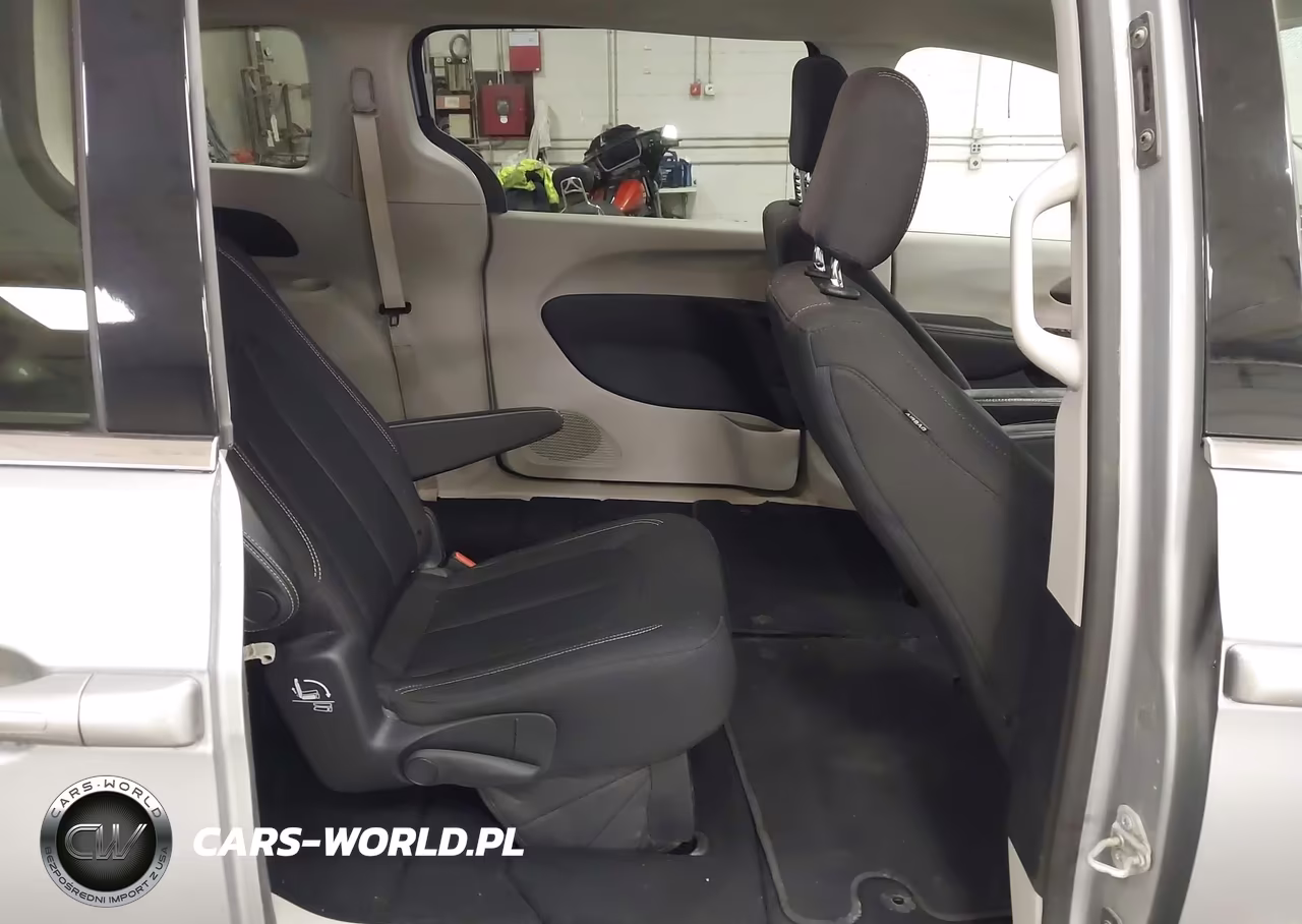 2020 Chrysler Voyager Lx VIN:2C4RC1CG5LR190210 - 8