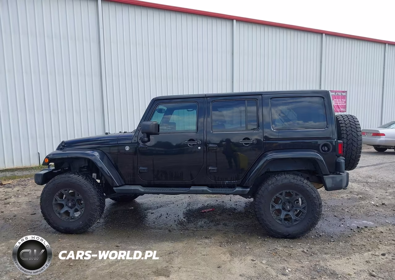 2015 Jeep Wrangler Unlimited Sahara VIN:1C4BJWEG4FL527528 - 15