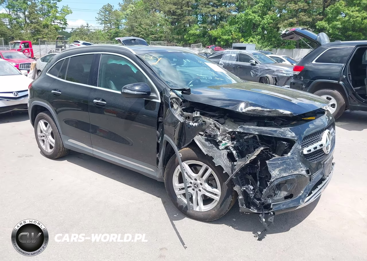 2021 Mercedes-Benz Gla 250 4Matic – zdjęcie 1 z 16