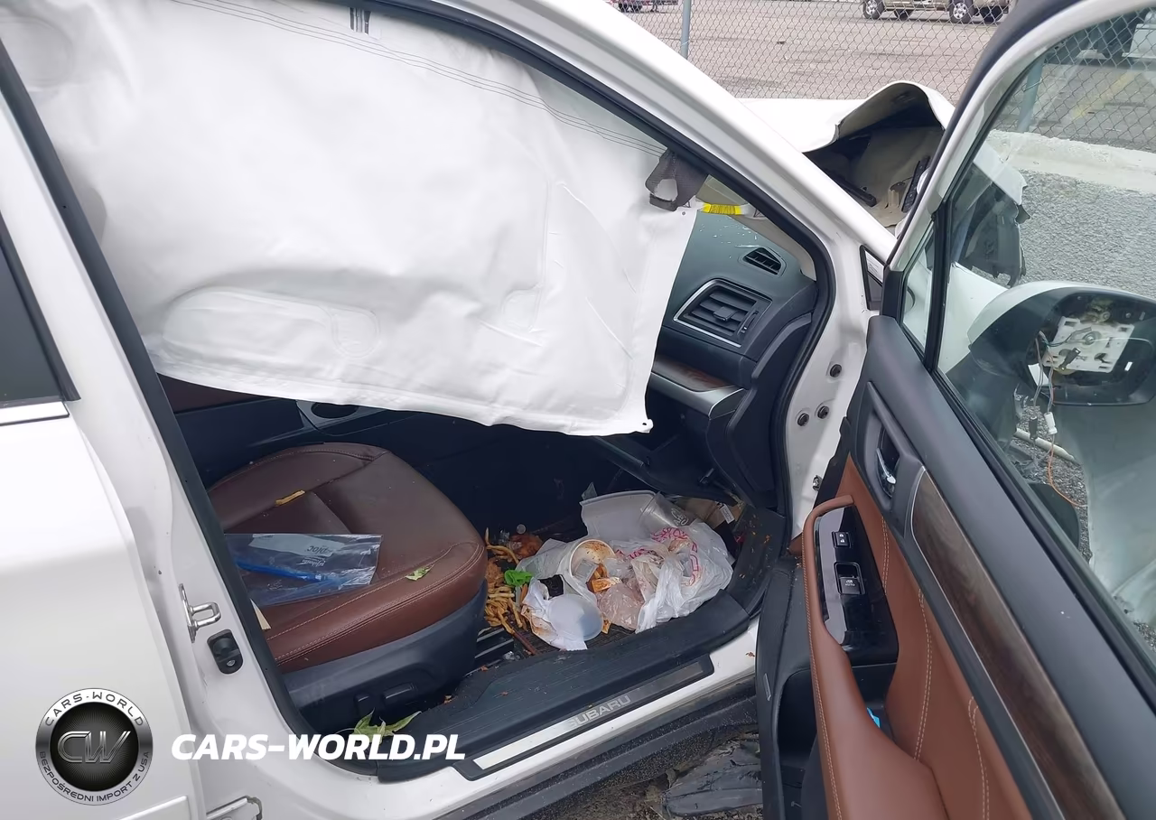 2017 Subaru Outback 2.5I Touring VIN:4S4BSATC7H3283694 - 5