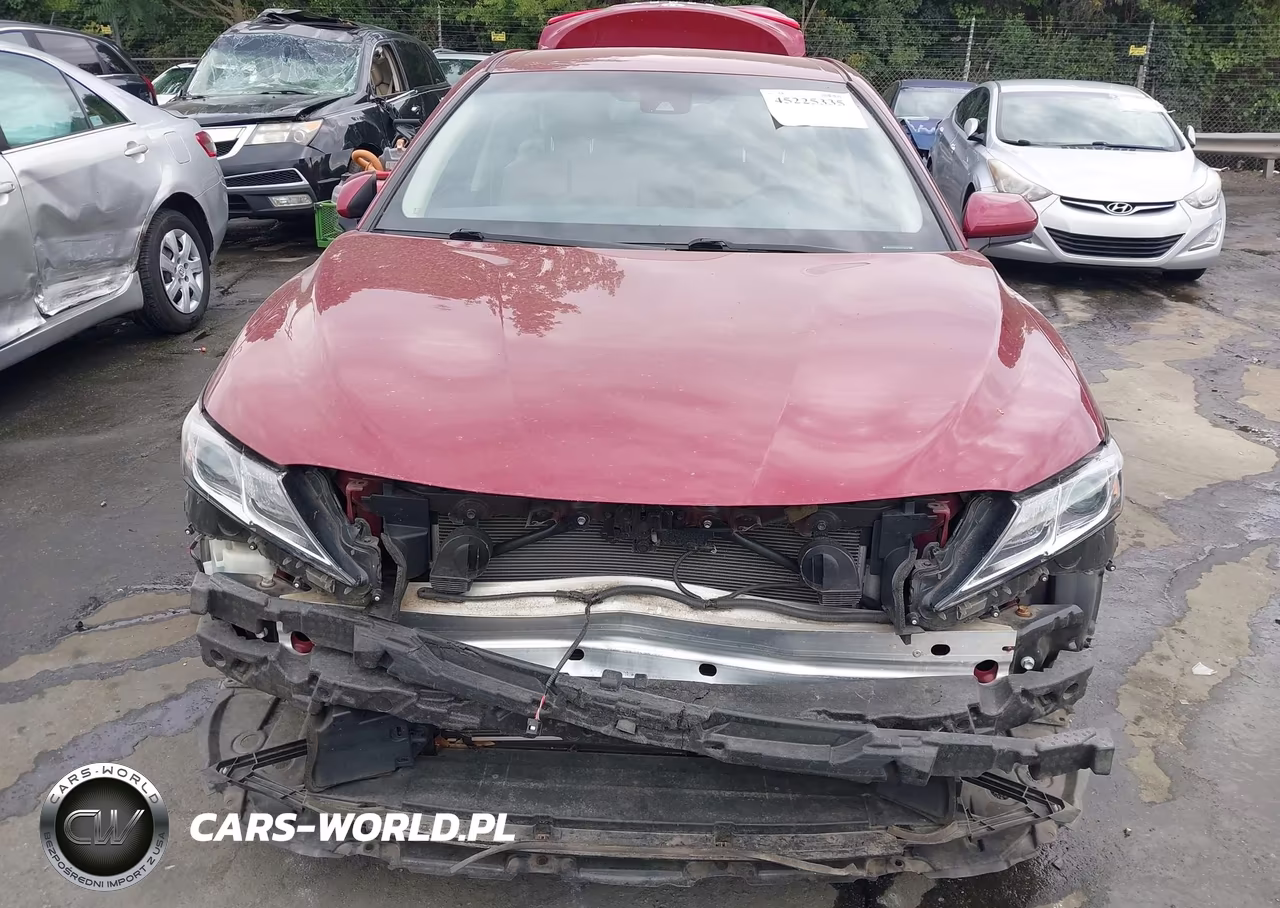 2018 Toyota Camry Le VIN:4T1B11HK6JU544882 - 13