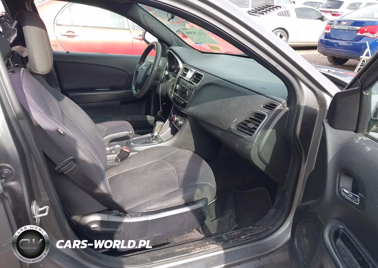 2012 Chrysler 200 Lx VIN:1C3CCBAB9CN282554 - 5