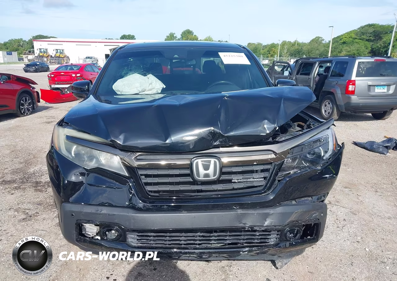 2017 Honda Ridgeline Black Edition VIN:5FPYK3F8XHB006985 - 12