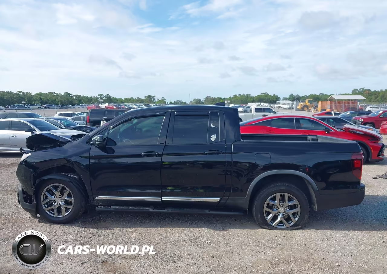 2017 Honda Ridgeline Black Edition VIN:5FPYK3F8XHB006985 - 14