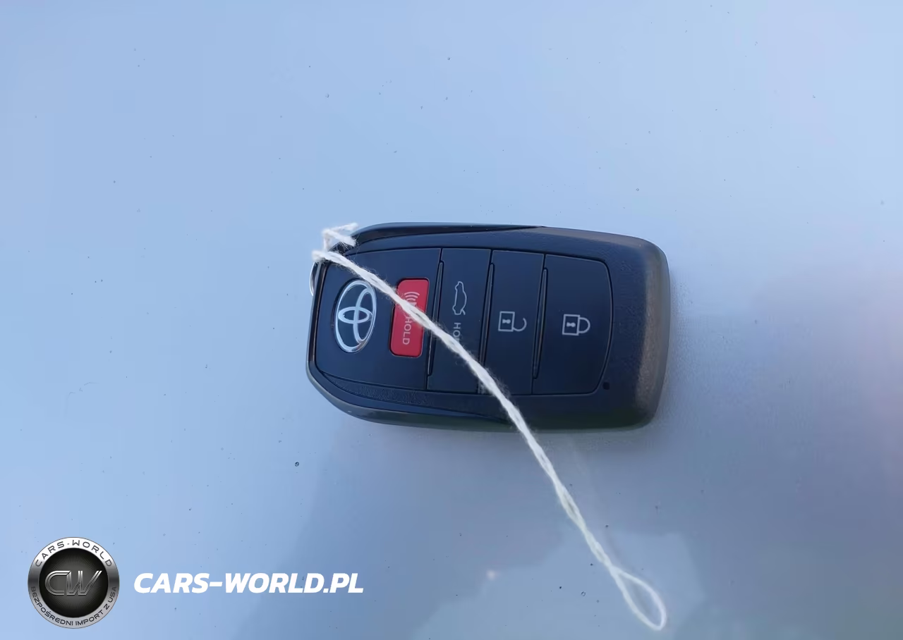 2026 Toyota Corolla Le VIN:JTDB4MEE1T3046254 - 11