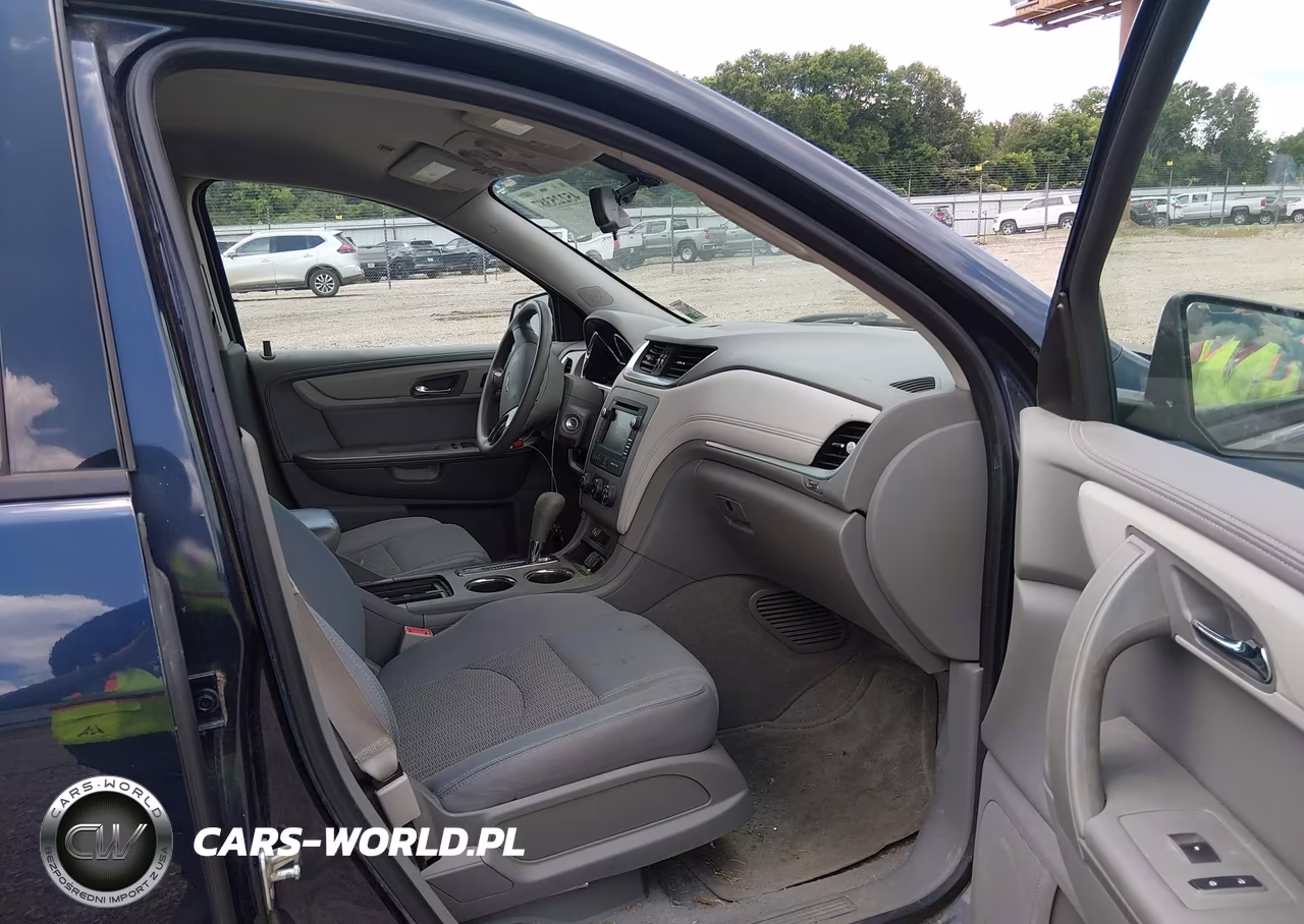 2015 Chevrolet Traverse Ls VIN:1GNKRFKD9FJ221852 - 5