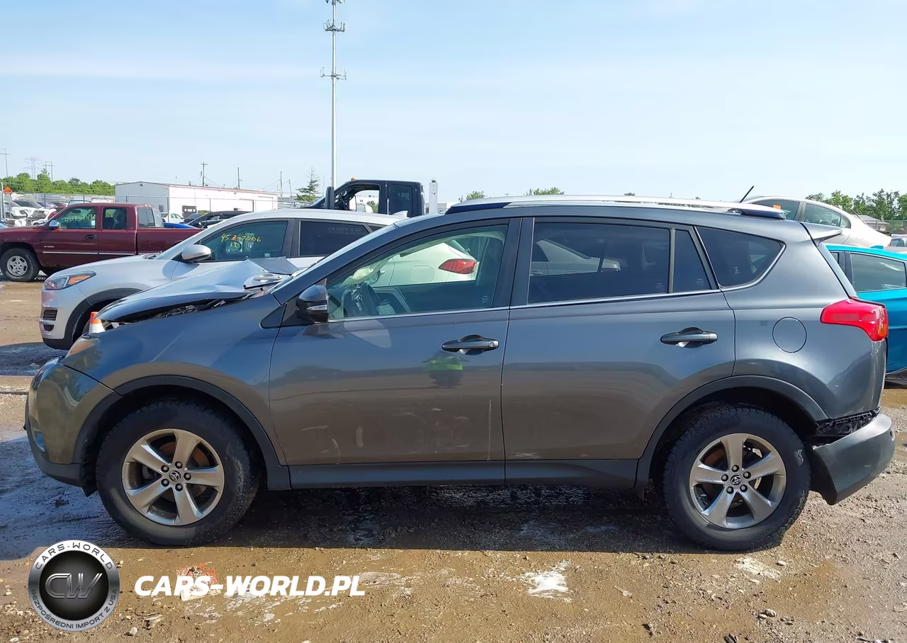 2015 Toyota Rav4 Xle VIN:JTMRFREV6FD153451 - 14