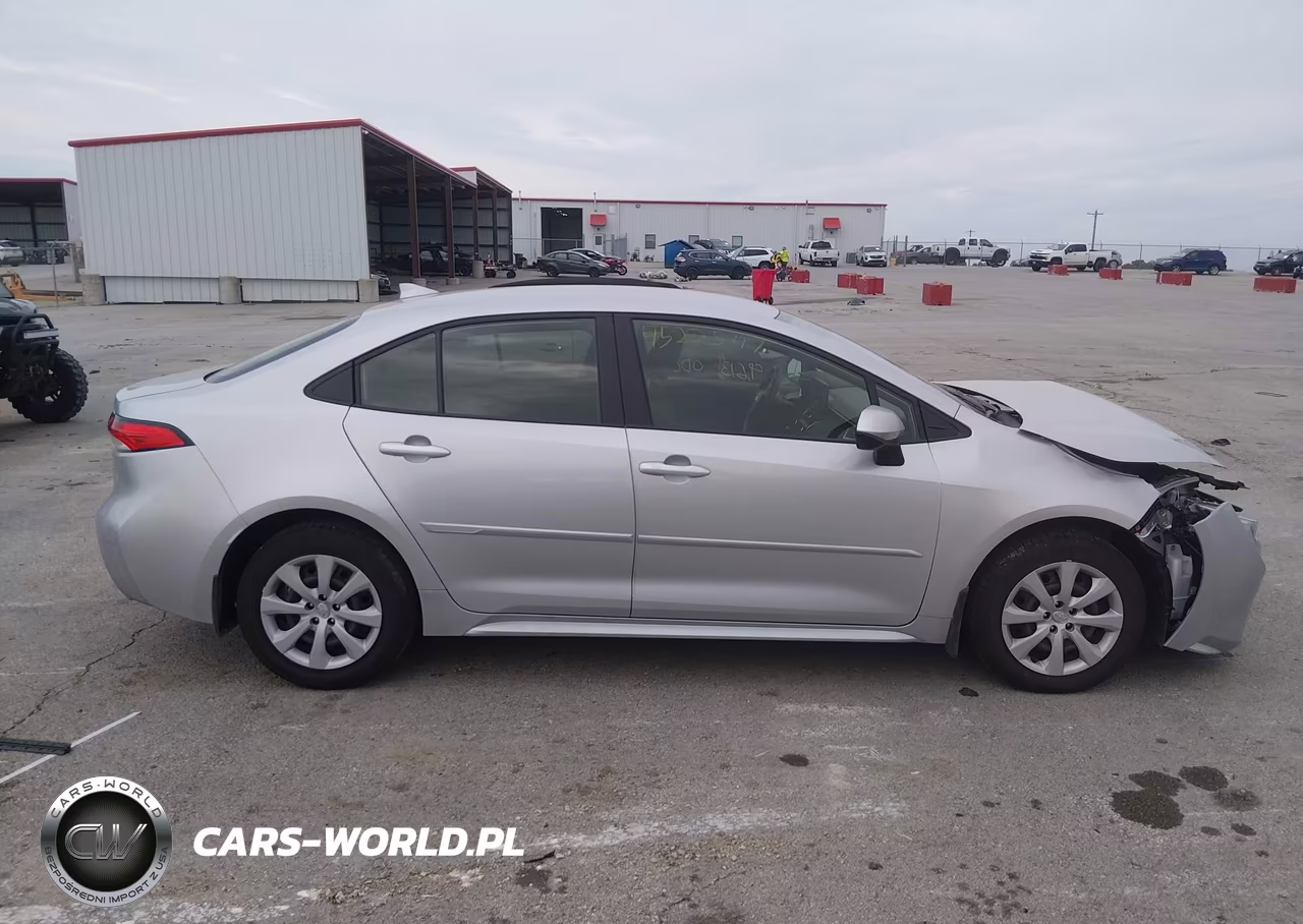 2025 Toyota Corolla Hybrid Le VIN:JTDBCMFEXS3100053 - 13