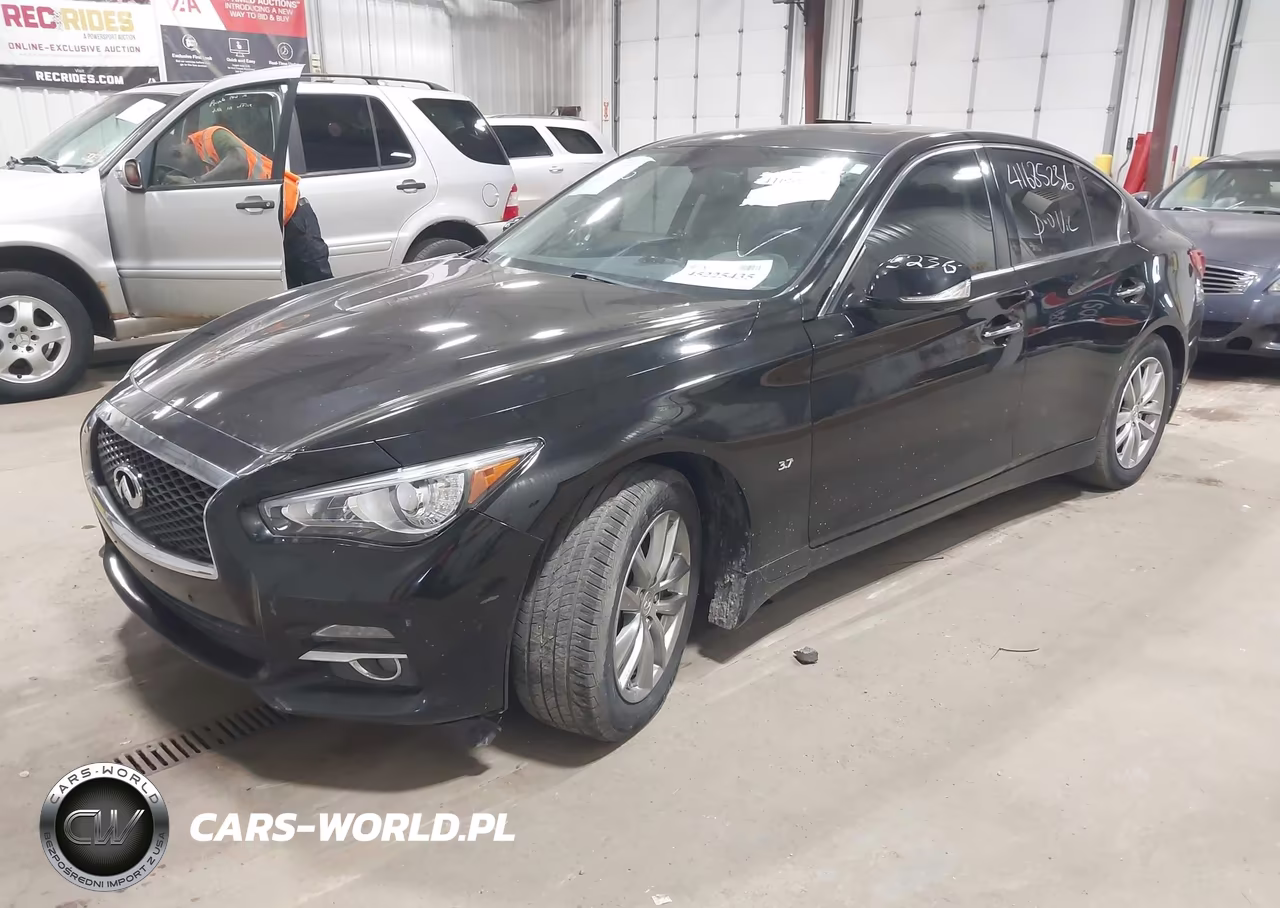 2014 Infiniti Q50 Premium VIN:JN1BV7AR8EM705762 - 2