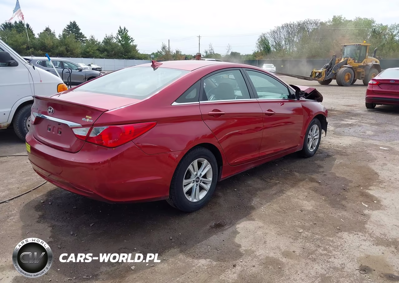 2013 Hyundai Sonata Gls VIN:5NPEB4AC6DH729578 - 4