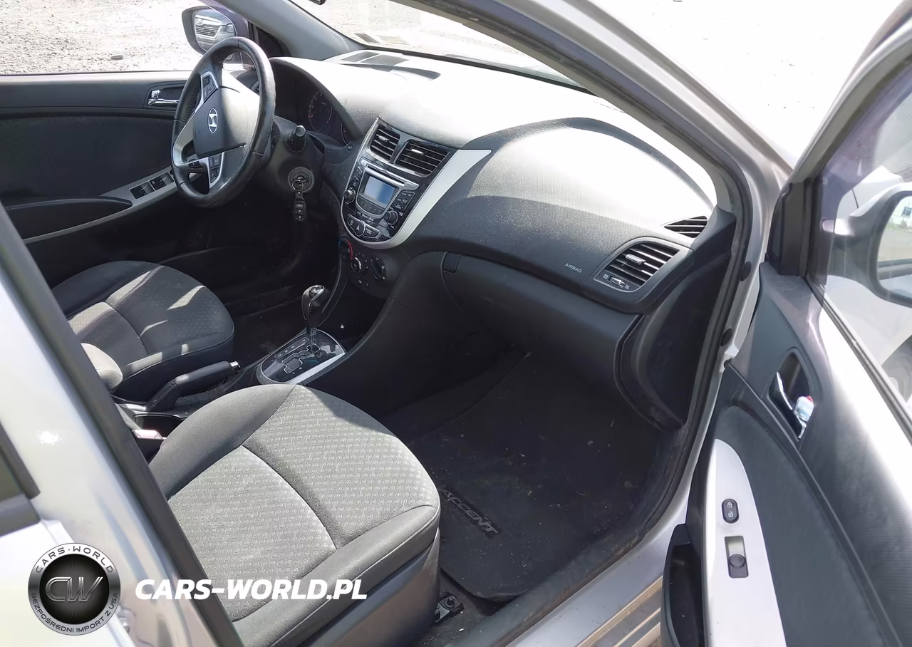 2012 Hyundai Accent Se VIN:KMHCU5AE3CU019742 - 5