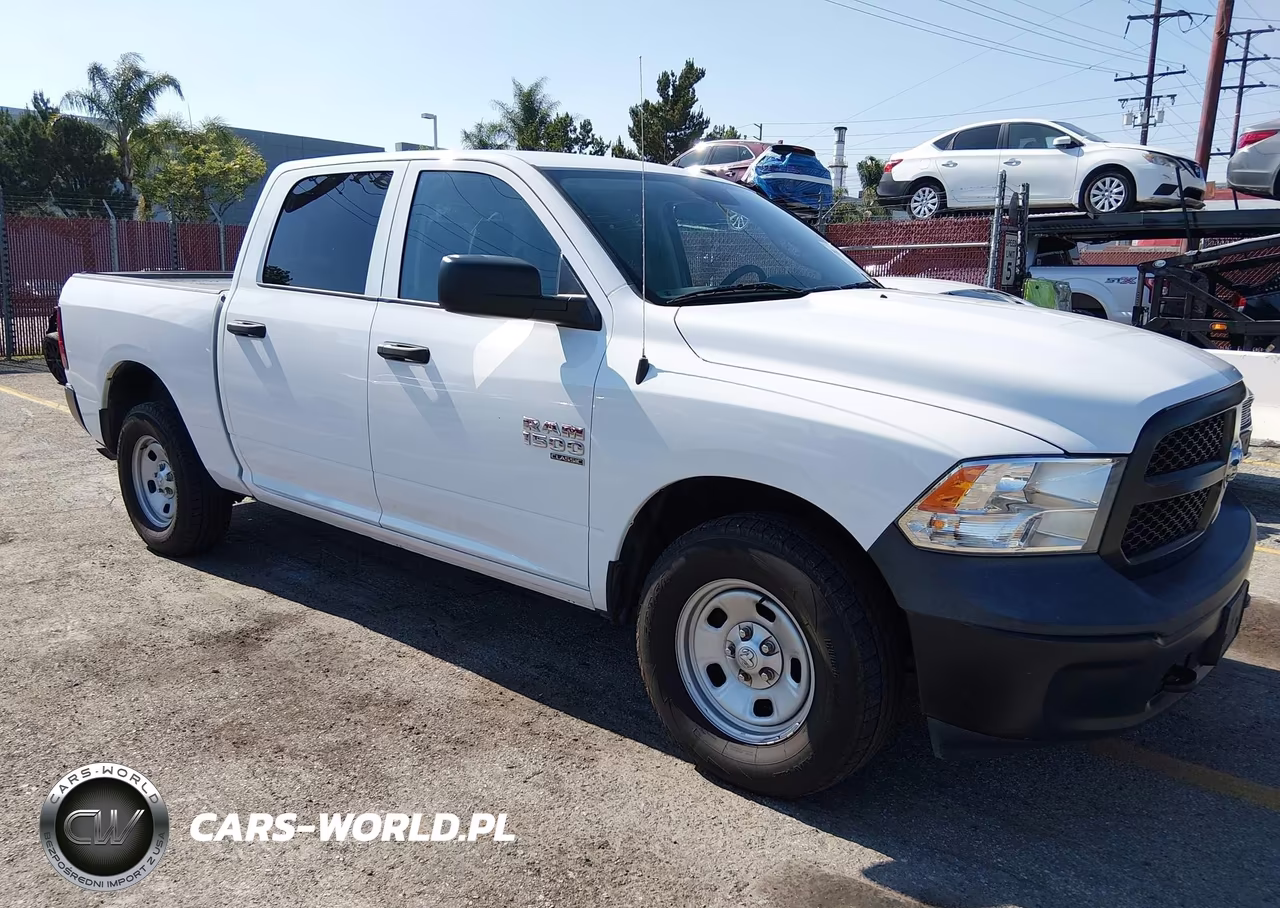 2020 Ram 1500 Classic Tradesman 4X4 5'7 Box – zdjęcie 1 z 17