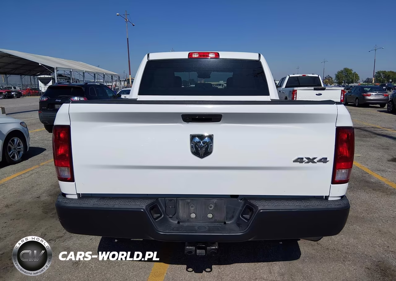 2020 Ram 1500 Classic Tradesman 4X4 5'7 Box VIN:3C6RR7KG2LG270192 - 17