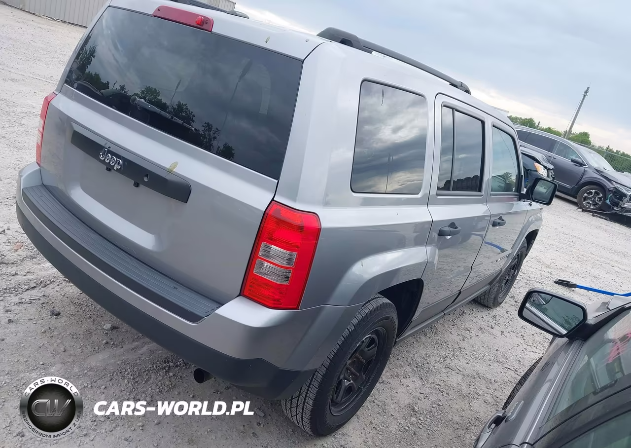 2016 Jeep Patriot Sport VIN:1C4NJPBA6GD710721 - 4