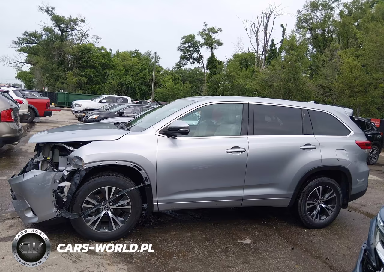 2017 Toyota Highlander Le Plus VIN:5TDBZRFHXHS399492 - 15