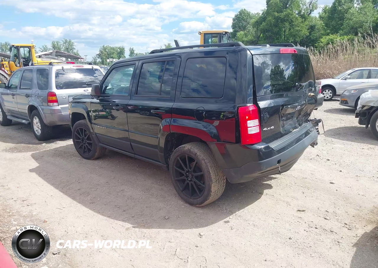 2016 Jeep Patriot Sport VIN:1C4NJRBB3GD692179 - 3