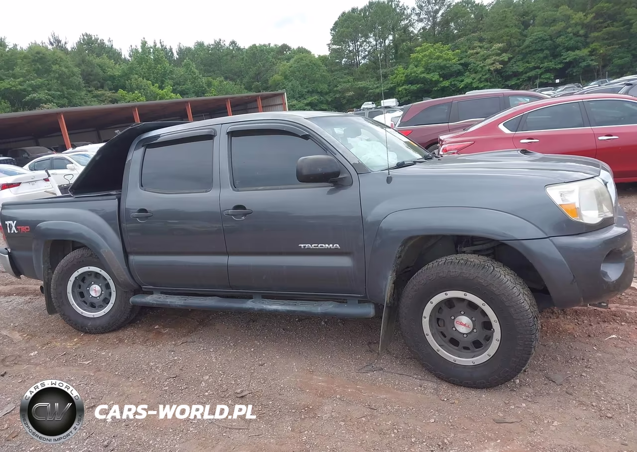 2011 Toyota Tacoma Prerunner V6 VIN:3TMJU4GN2BM115006 - 13