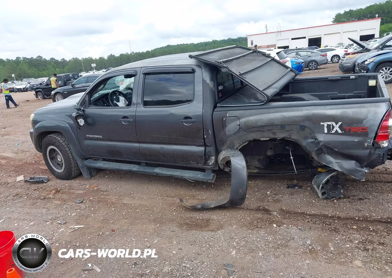 2011 Toyota Tacoma Prerunner V6 VIN:3TMJU4GN2BM115006 - 14