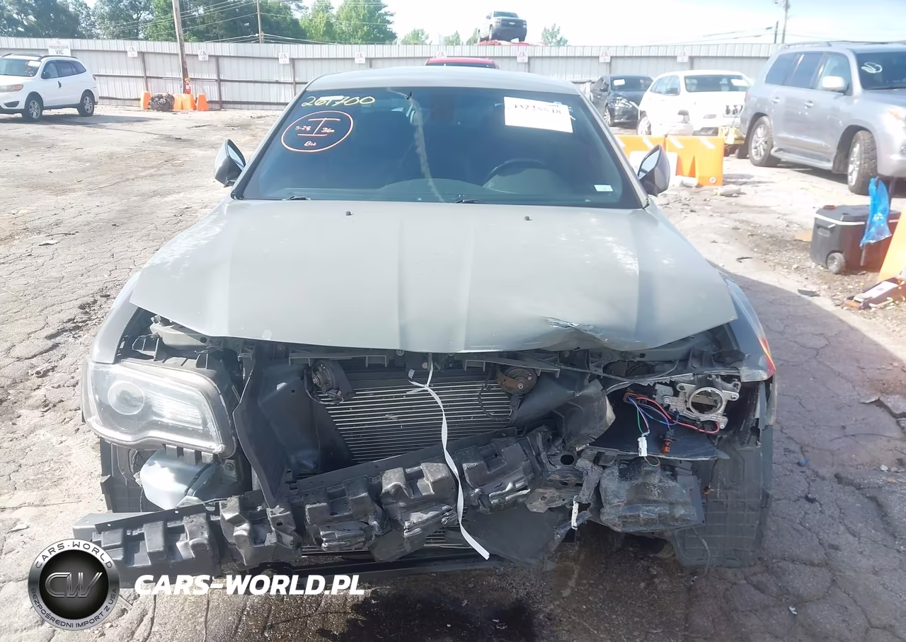 2019 Chrysler 300 300S VIN:2C3CCABG0KH559457 - 12