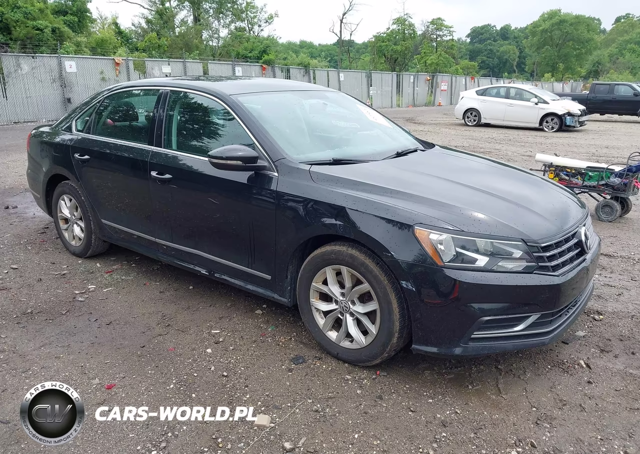 2016 Volkswagen Passat 1.8T R-Line-1.8T S