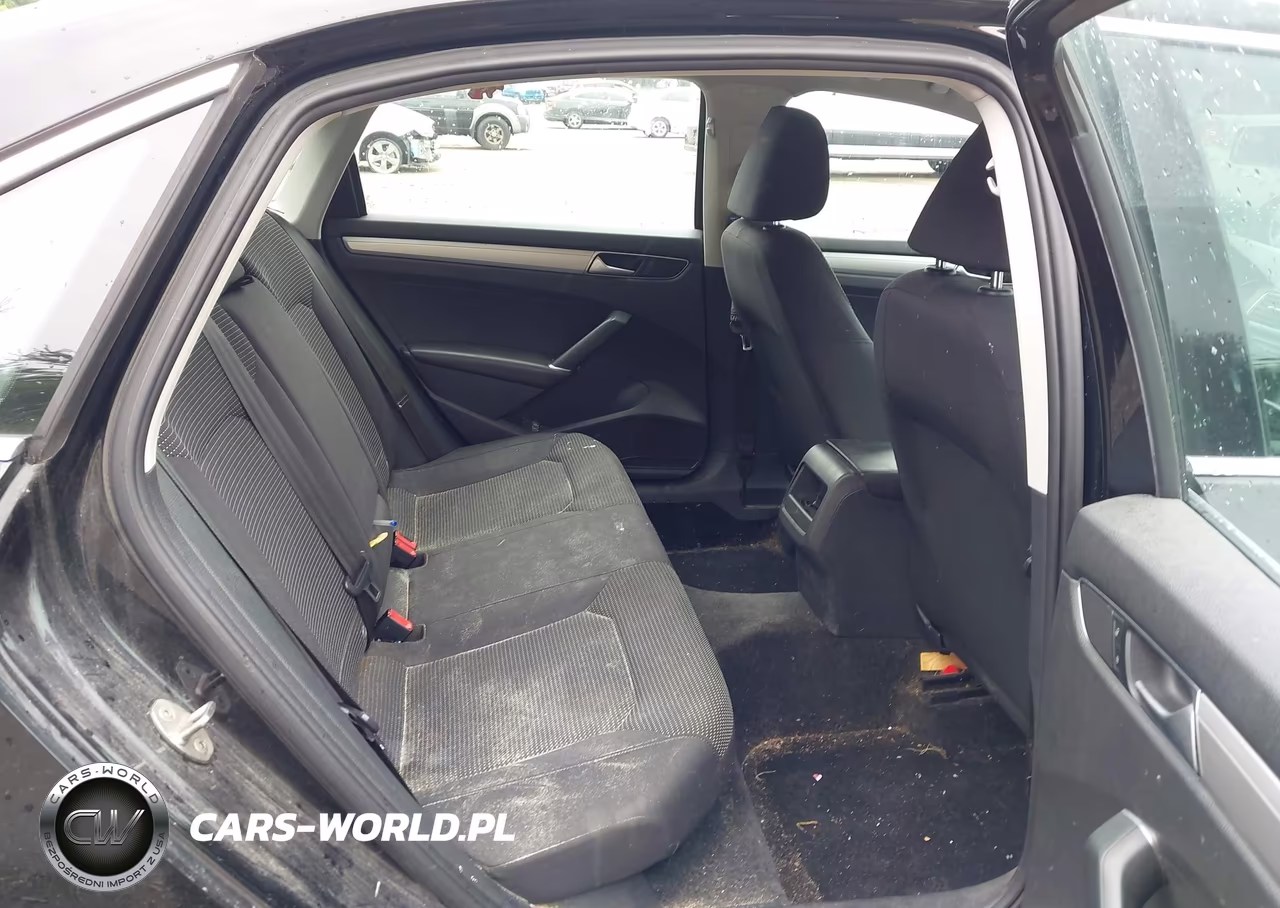 2016 Volkswagen Passat 1.8T R-Line-1.8T S VIN:1VWAT7A34GC012820 - 8