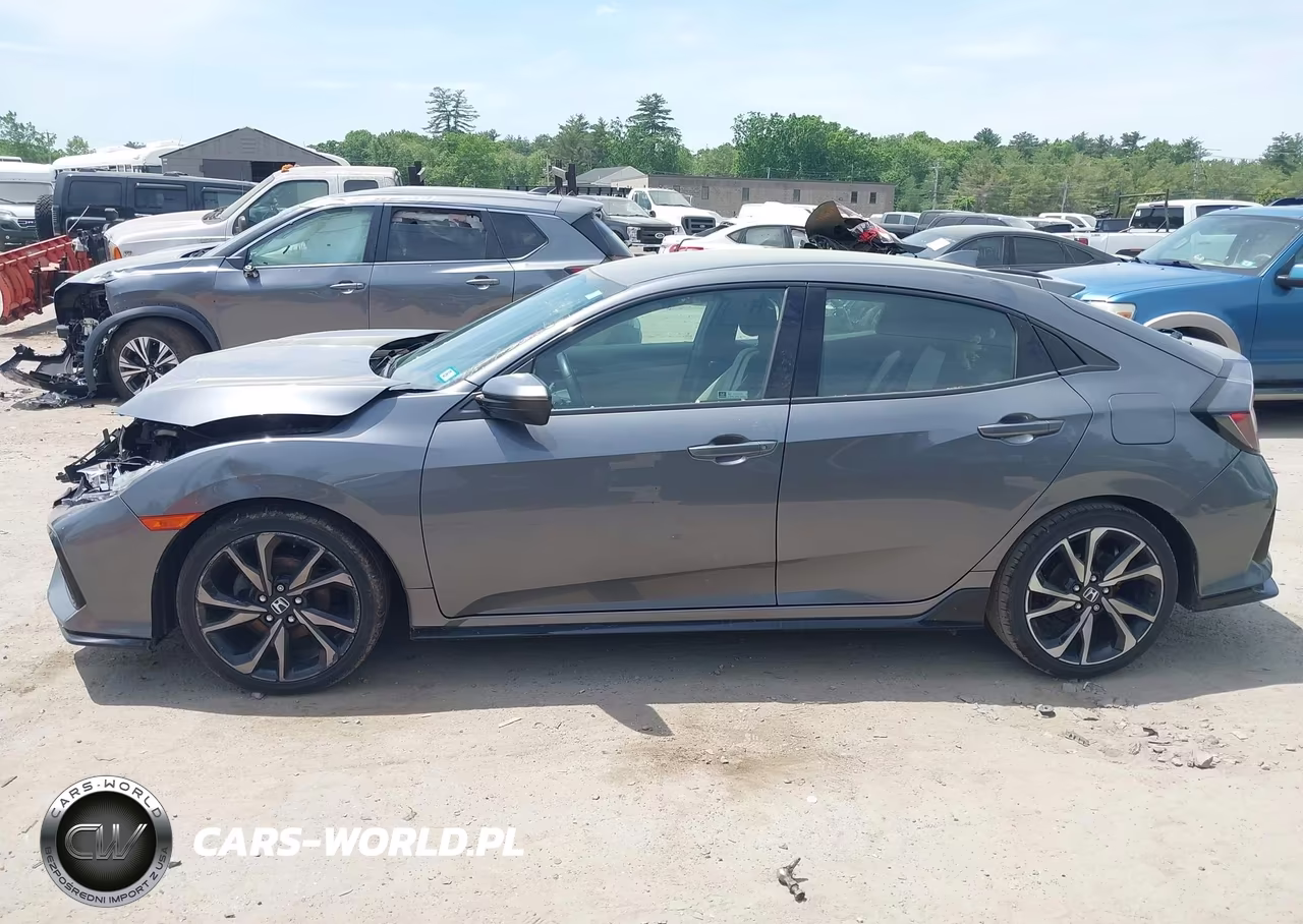 2018 Honda Civic Sport VIN:SHHFK7H4XJU415302 - 14
