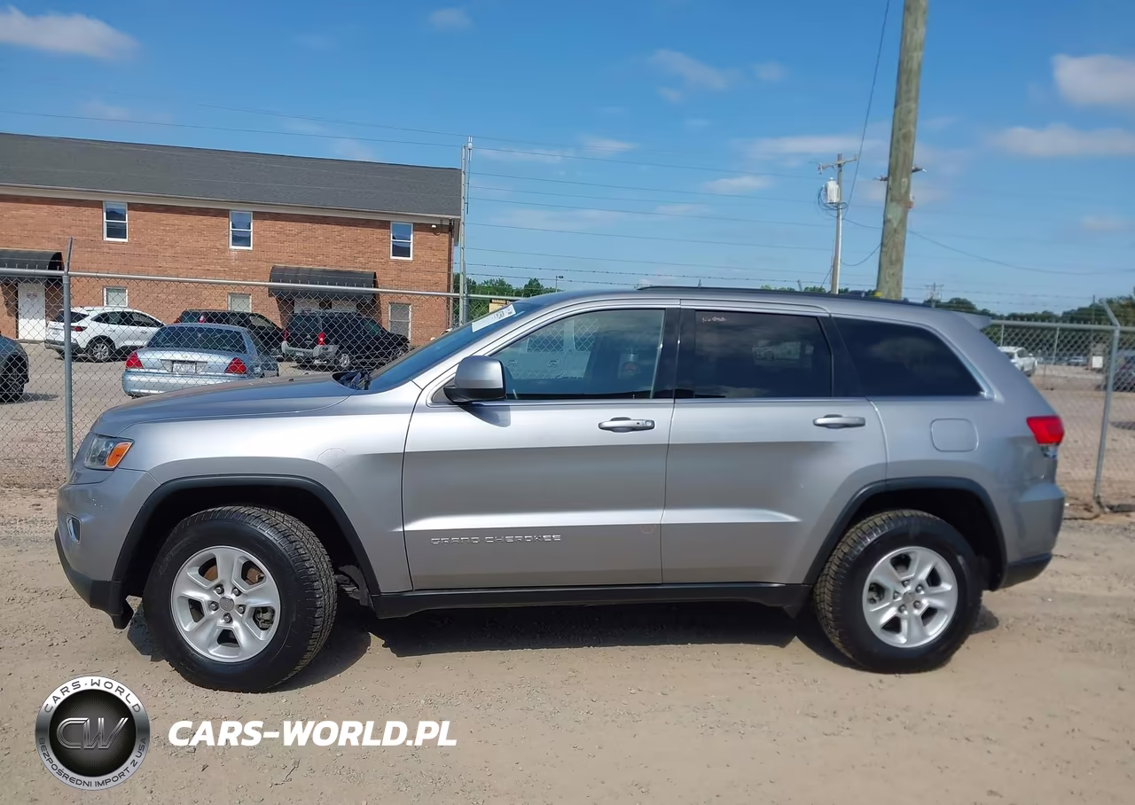 2015 Jeep Grand Cherokee Laredo VIN:1C4RJFAG2FC940973 - 14