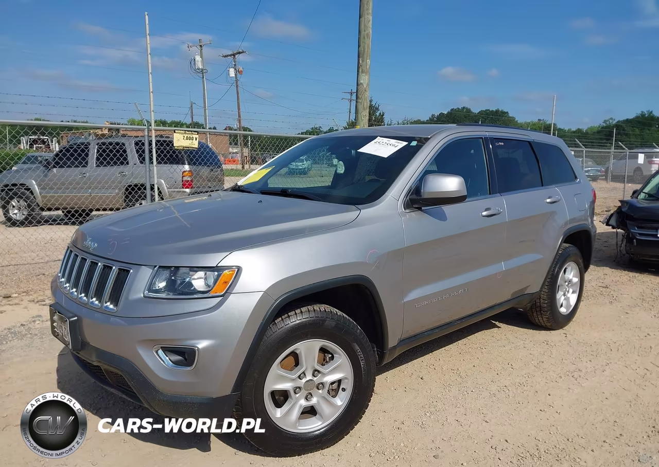 2015 Jeep Grand Cherokee Laredo VIN:1C4RJFAG2FC940973 - 2