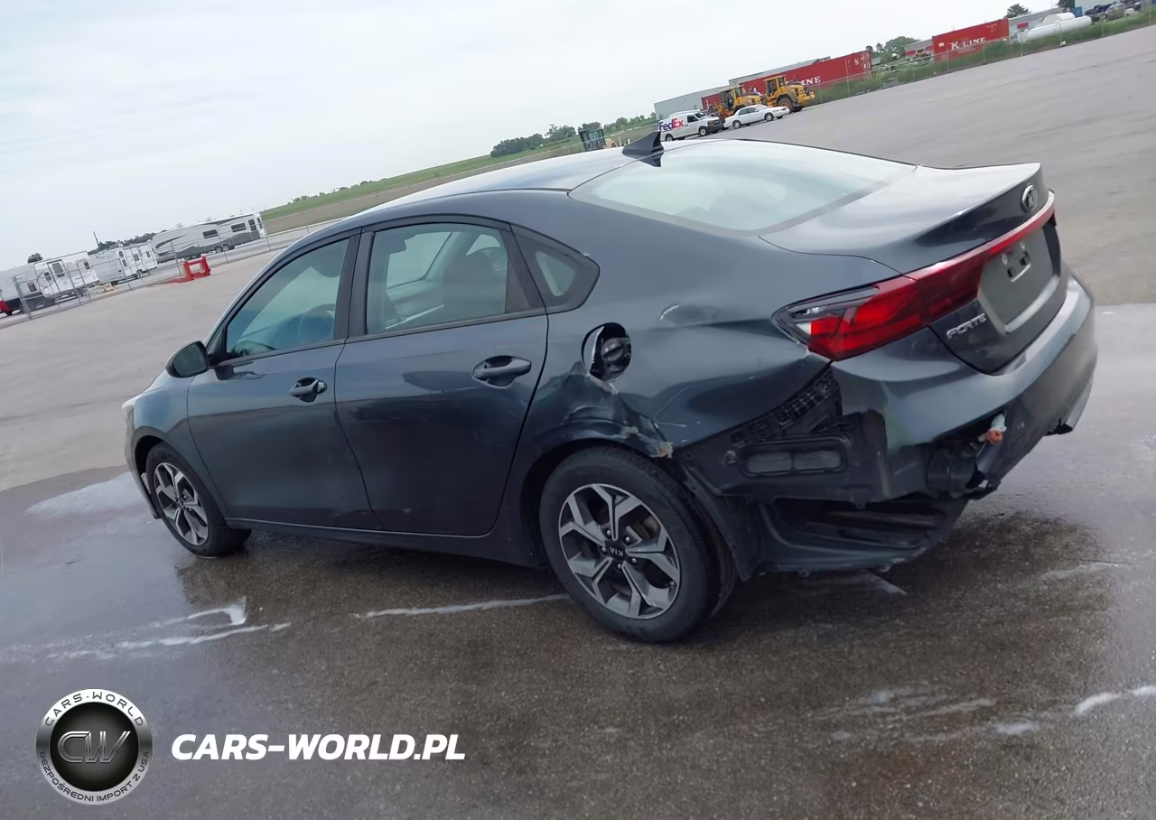2019 Kia Forte Lxs VIN:3KPF24AD0KE059072 - 15