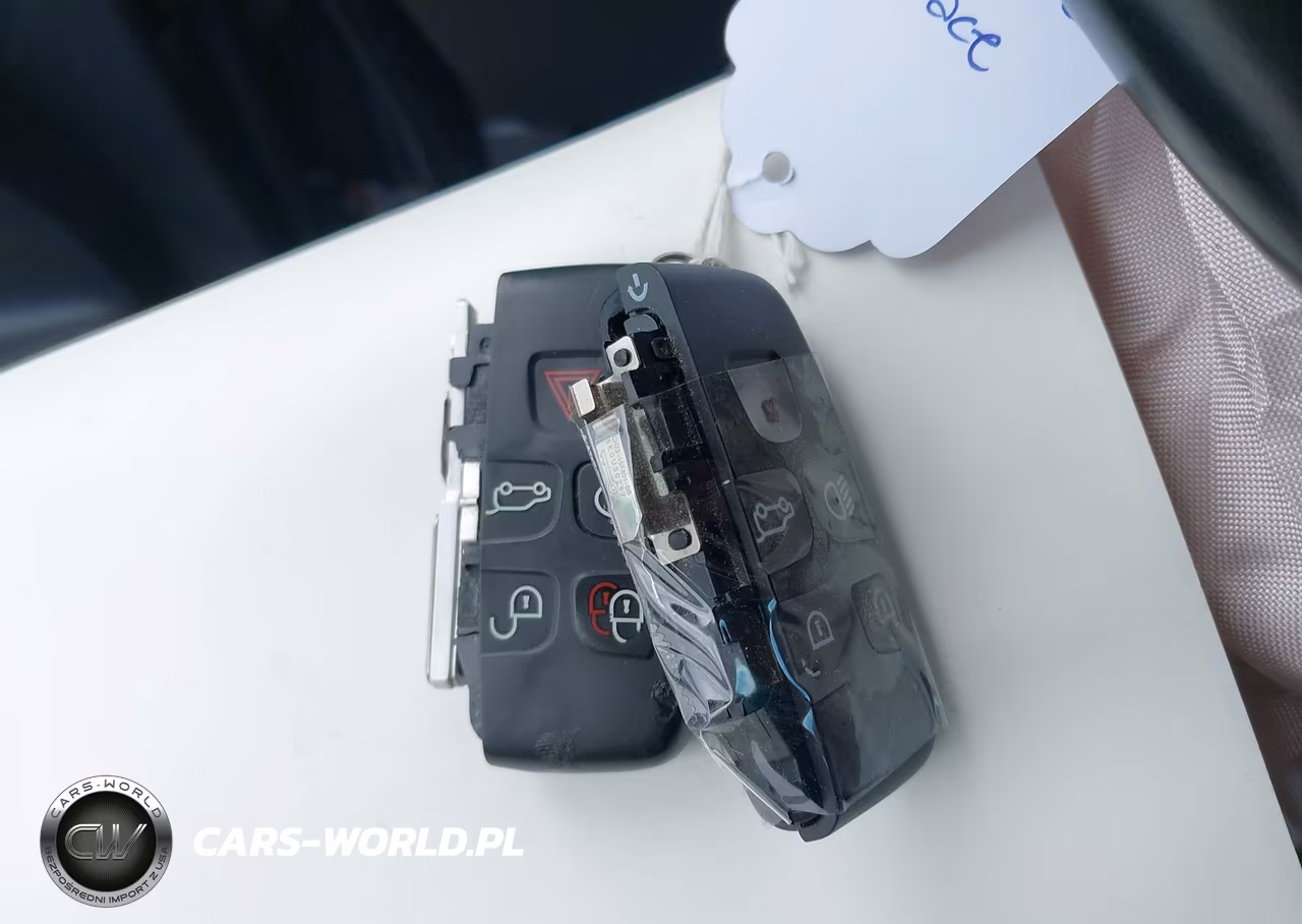 2018 Jaguar F-Pace 35T Prestige VIN:SADCK2EV2JA244272 - 11