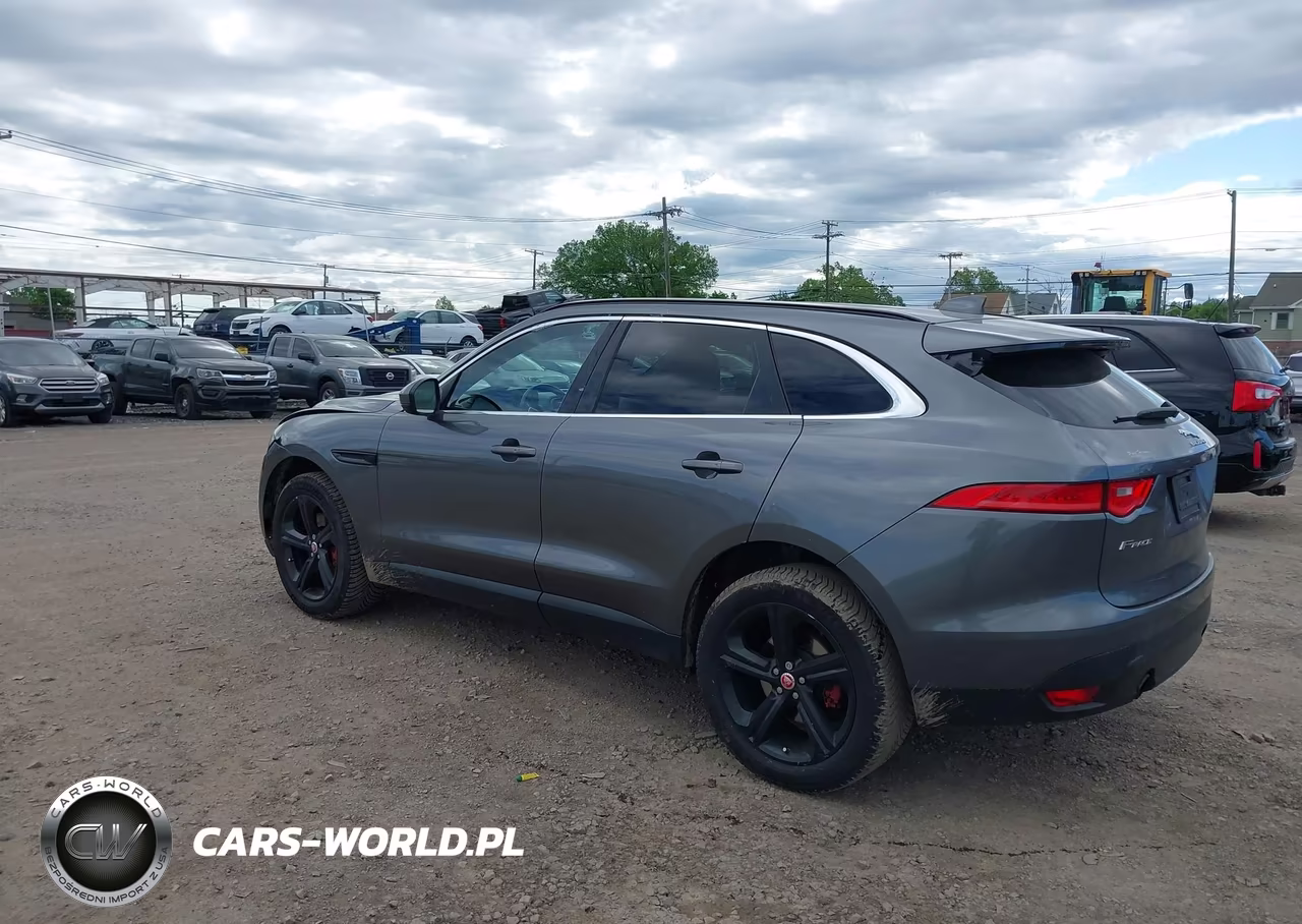 2018 Jaguar F-Pace 35T Prestige VIN:SADCK2EV2JA244272 - 3