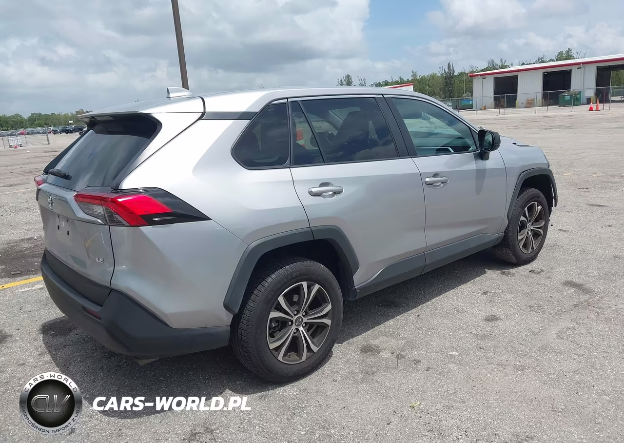 2022 Toyota Rav4 Le VIN:2T3H1RFV3NC185687 - 4