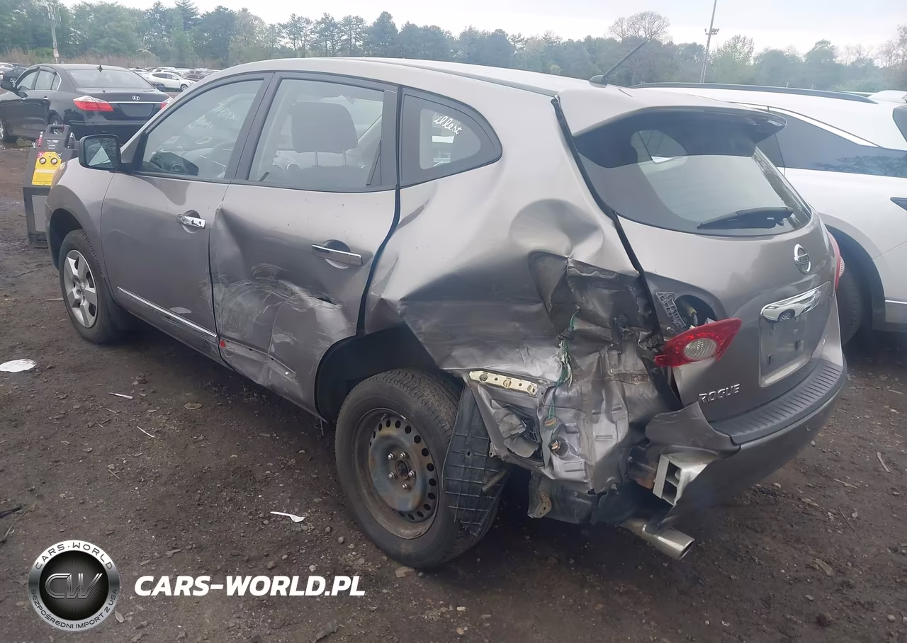 2013 Nissan Rogue S VIN:JN8AS5MV1DW636385 - 3