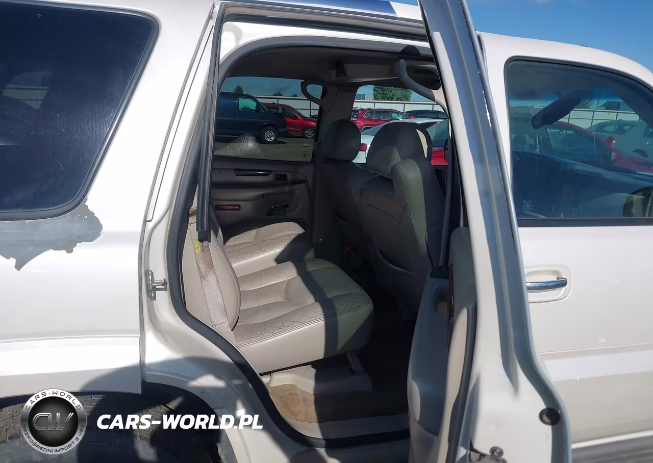 2005 Cadillac Escalade Standard VIN:1GYEK63N15R173856 - 8
