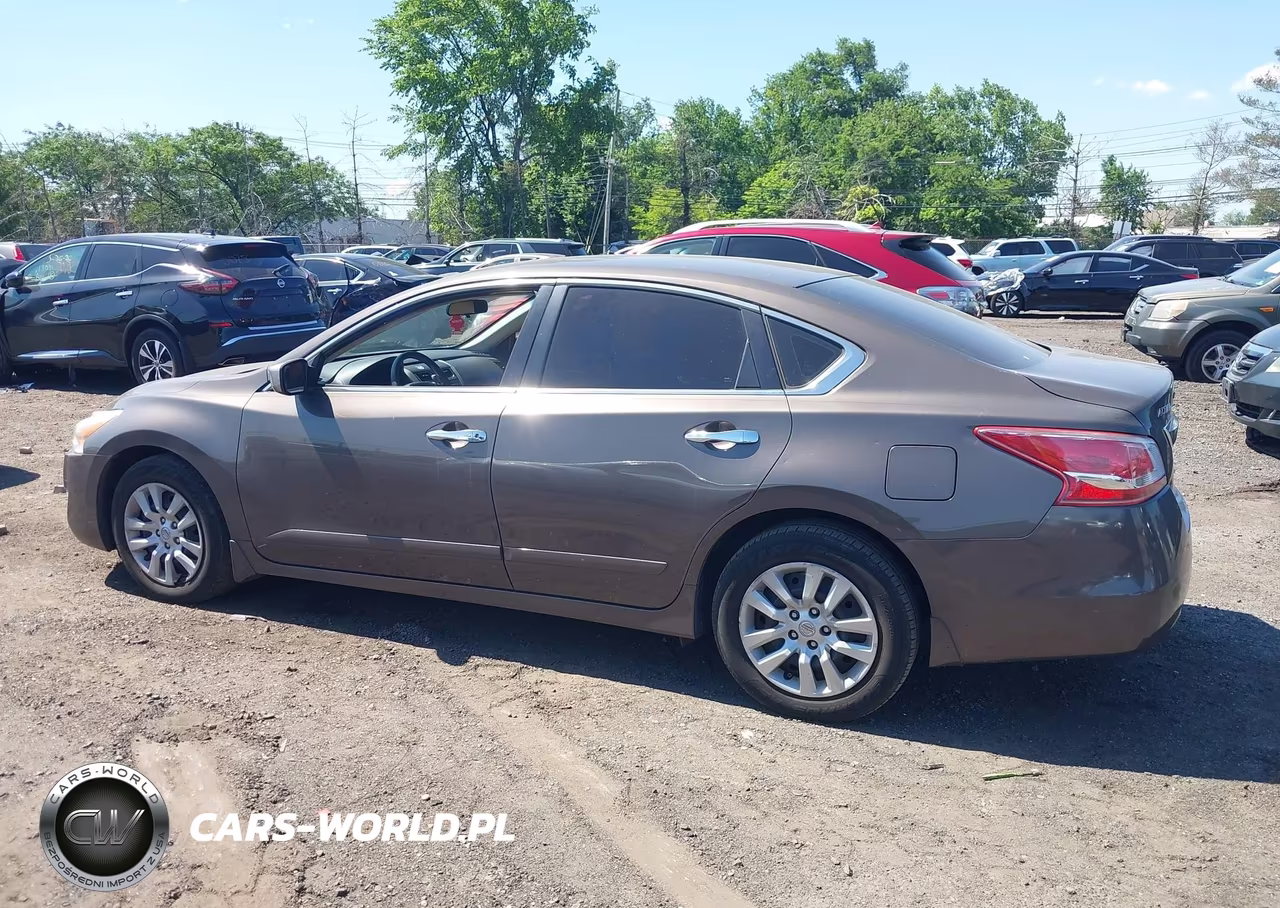 2013 Nissan Altima 2.5 S VIN:1N4AL3AP2DN556706 - 14