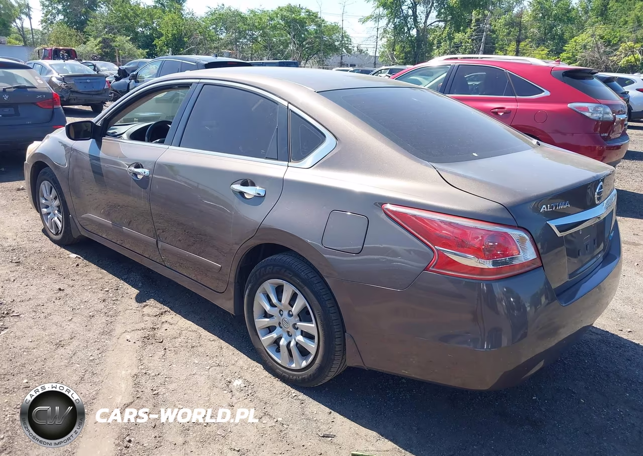 2013 Nissan Altima 2.5 S VIN:1N4AL3AP2DN556706 - 3