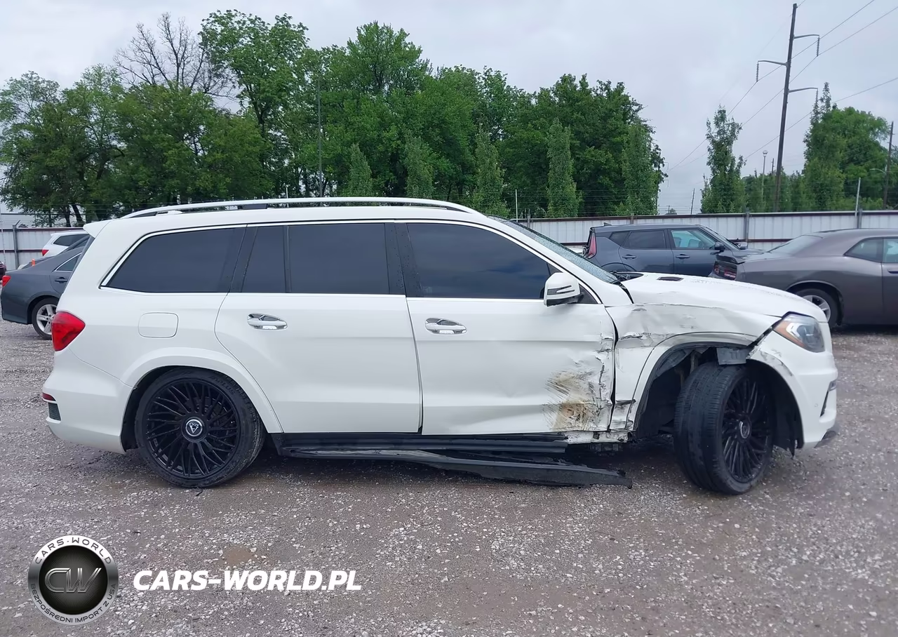 2013 Mercedes-Benz Gl 550 4Matic VIN:4JGDF7DE0DA252275 - 14