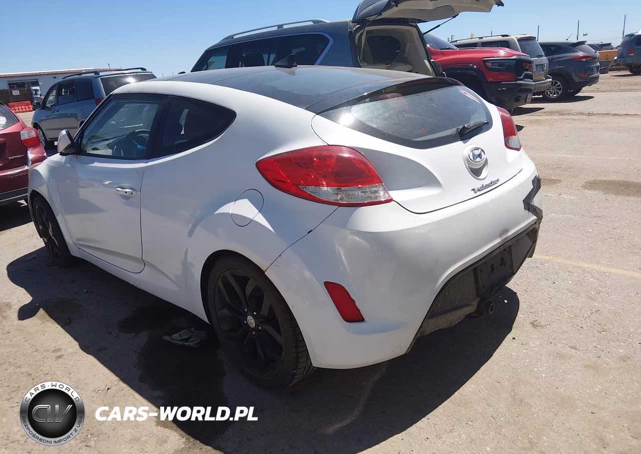 2012 Hyundai Veloster Base W-Red-Black VIN:KMHTC6AD9CU024962 - 3