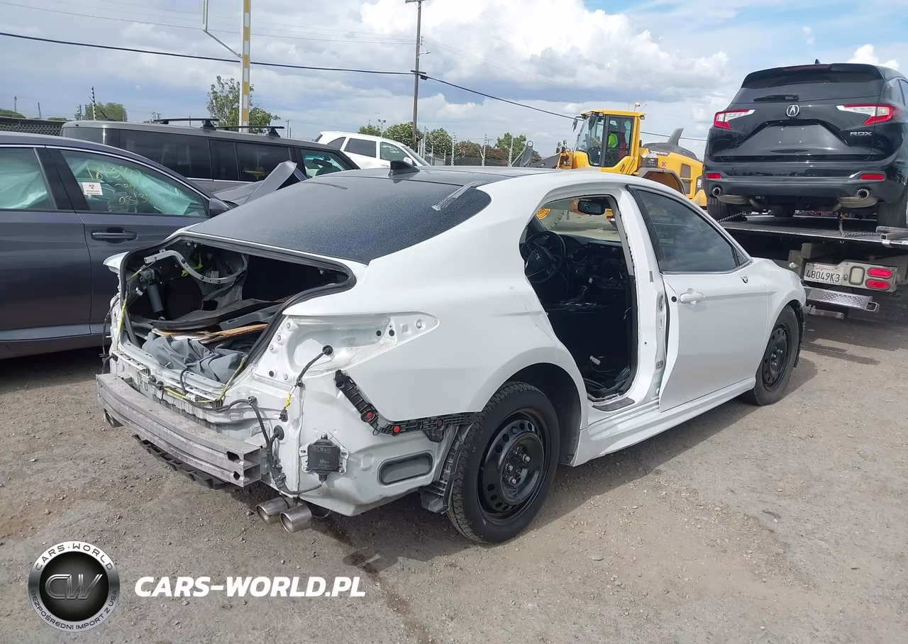 2020 Toyota Camry Xse VIN:4T1K61AK5LU985594 - 4