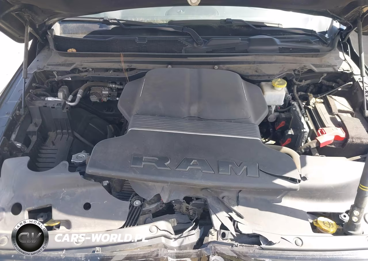2022 Ram 1500 Laramie 4X2 5'7 Box VIN:1C6RREJT5NN126262 - 10