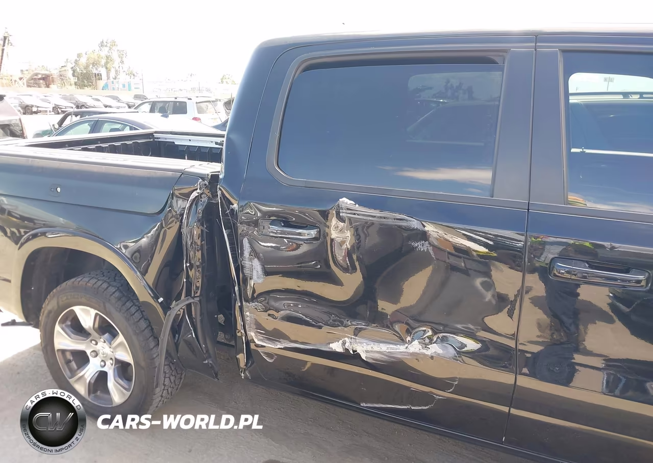 2022 Ram 1500 Laramie 4X2 5'7 Box VIN:1C6RREJT5NN126262 - 17