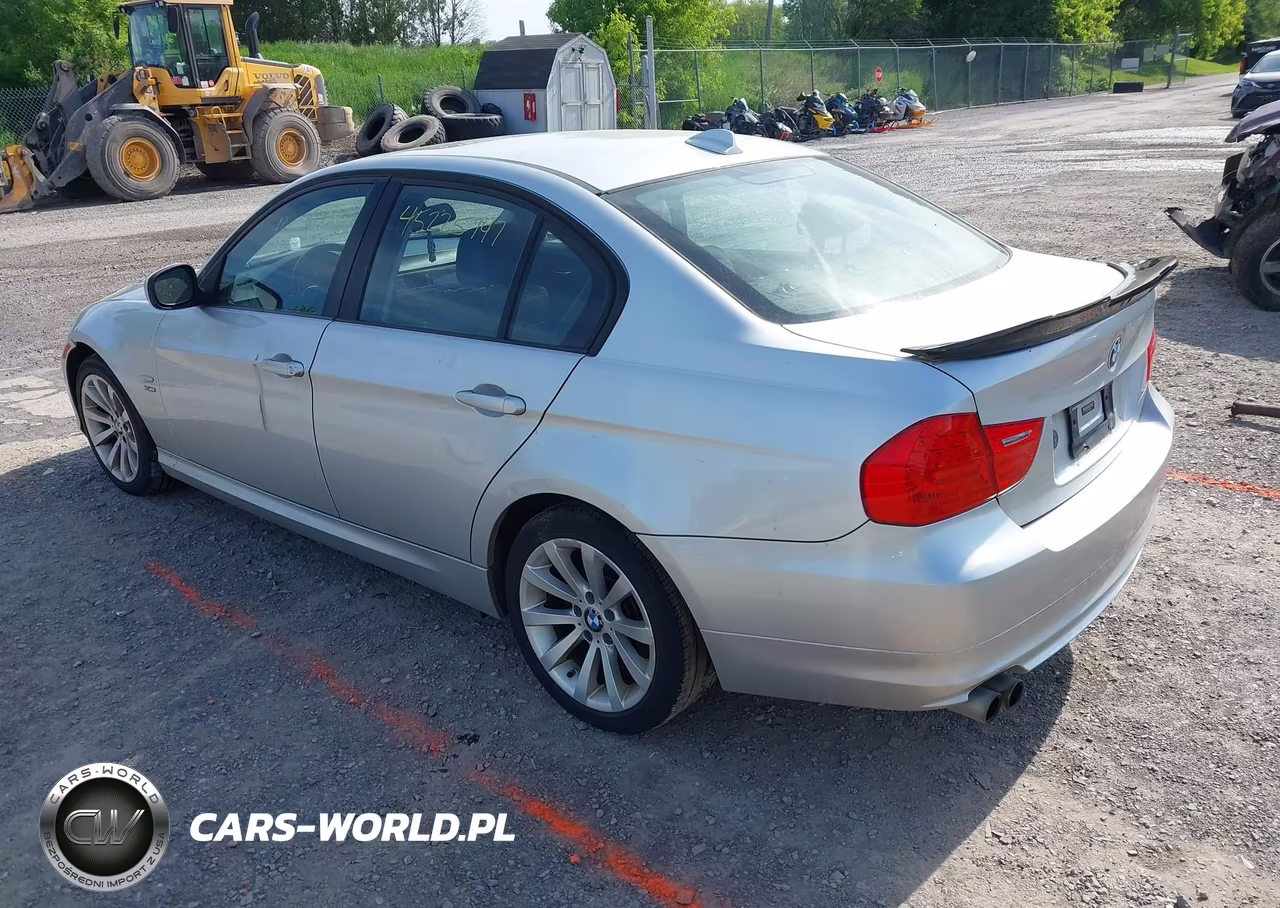2011 BMW 328I xDrive VIN:WBAPK7C56BF086033 - 3