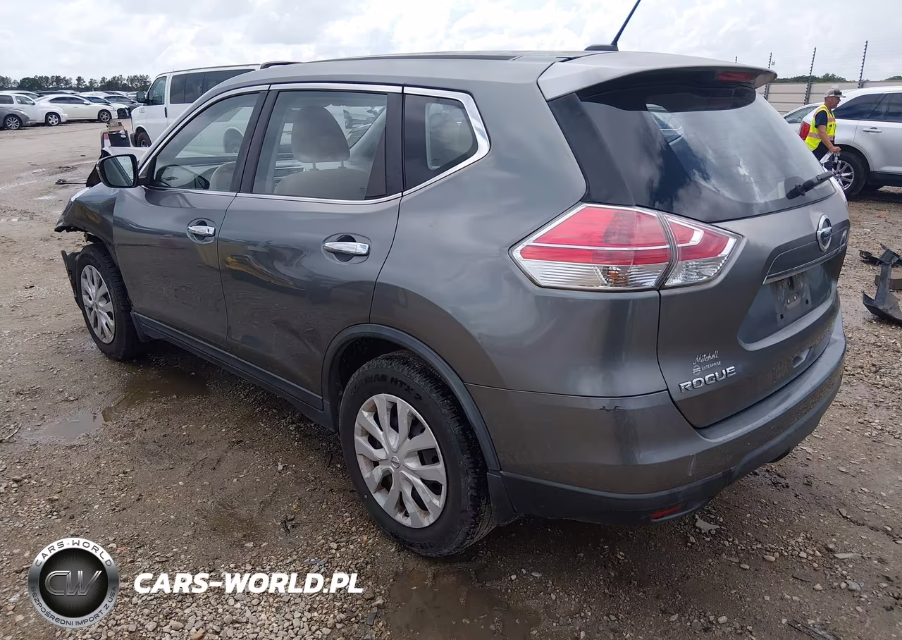 2015 Nissan Rogue S VIN:KNMAT2MT2FP551493 - 3