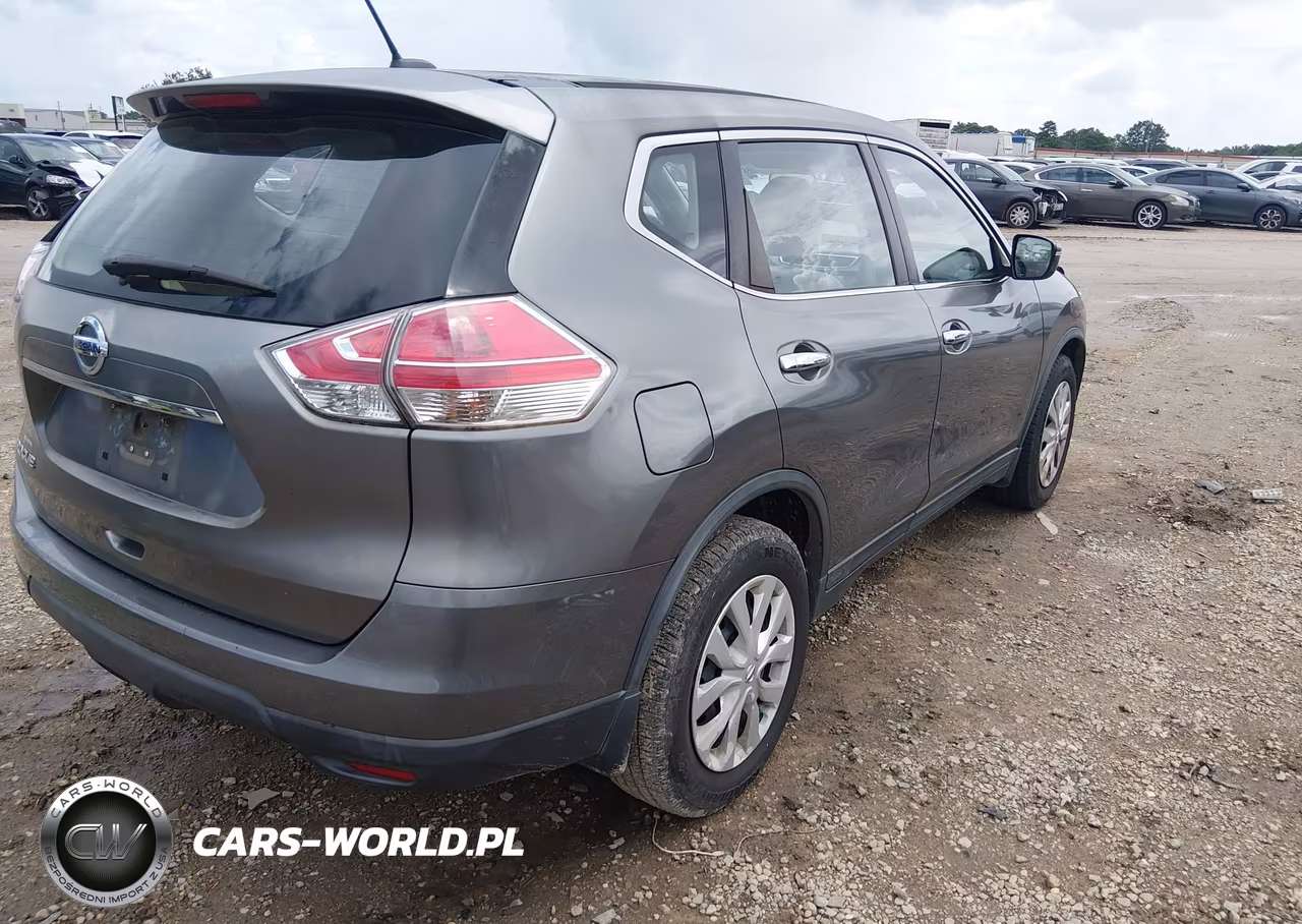 2015 Nissan Rogue S VIN:KNMAT2MT2FP551493 - 4