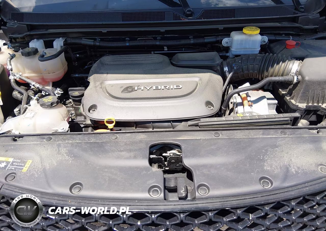 2021 Chrysler Pacifica Hybrid Touring L VIN:2C4RC1L72MR596477 - 10