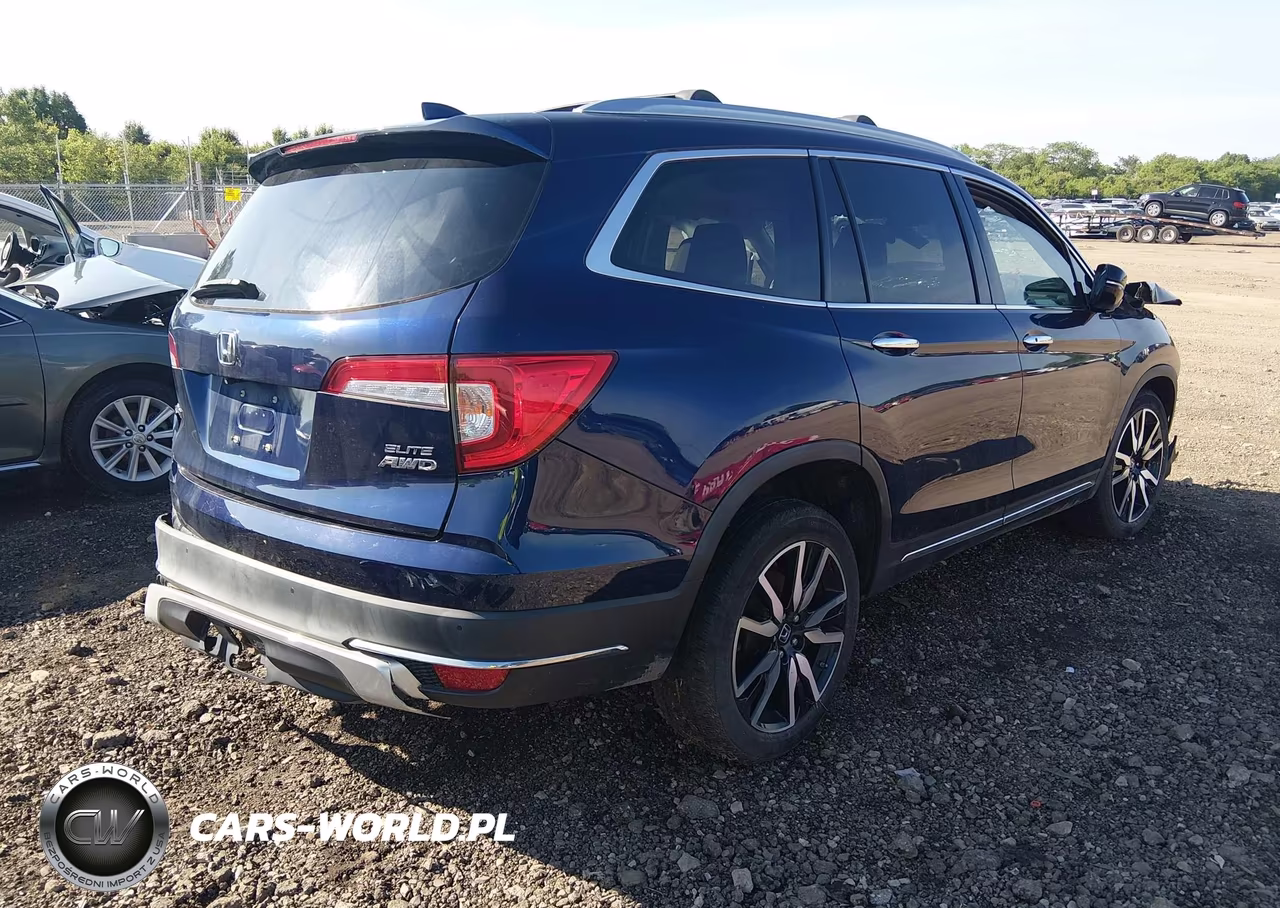 2019 Honda Pilot Elite VIN:5FNYF6H03KB072632 - 4