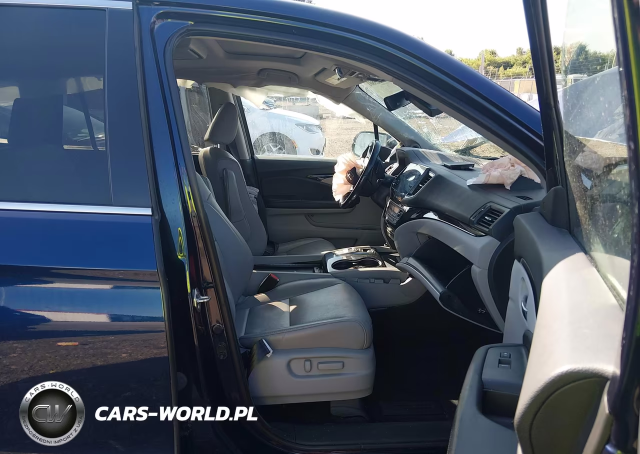 2019 Honda Pilot Elite VIN:5FNYF6H03KB072632 - 5